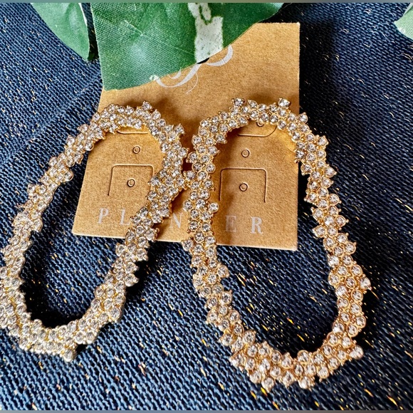 Plunder Gold Crystal Baroque Earrings - Picture 2 of 6